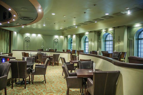 Hotel Royal Tulip Al Rasheed Baghdād Restaurace fotografie